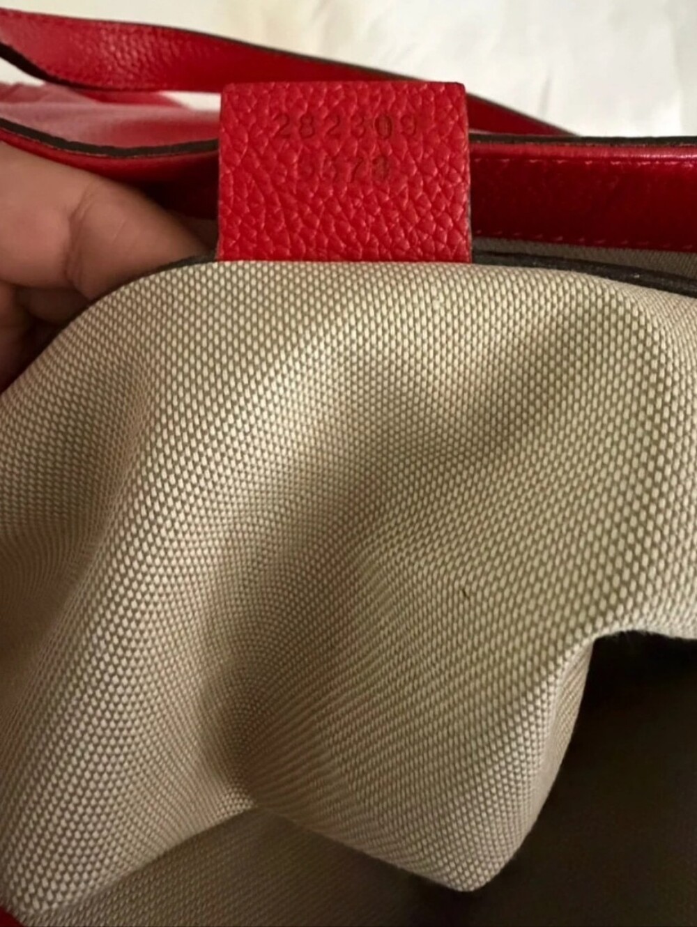 GUCCI Interlocking G Soho Tote - Picture 9 of 17